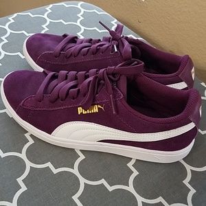 Puma Women's Purple Classic Tennis Shoes sz 6.5